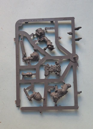 Drenn Redblade, marque: Games Workshop, état: Neuf sans étiquette, 14,50 €, 15,93 € Protection acheteurs incluse