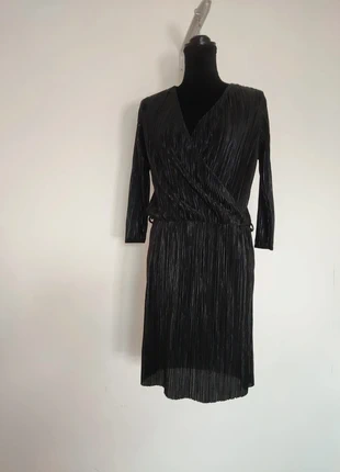 💎Robe noire plissée effet métallisé, taille 38 Ligne a suivre 🎀, brand: Ligne à Suivre, condition: Very good, size: M / 38 / 10, €9.00, €10.15 includes Buyer Protection