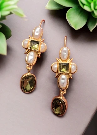 Dormeuses antiques nacrées vert velours baroque, état: Neuf sans étiquette, 13,90 €, 15,30 € Protection acheteurs incluse