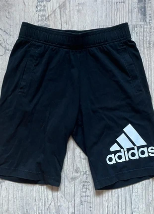 Short Adidas noir en très bon état taille 11-12 ans, brand: adidas, condition: Very good, size: 12 years / 152 cm, €2.00, €2.80 includes Buyer Protection