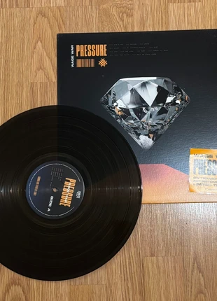 Wage War Pressure Moonstone vinyl, estado: Muito bom, €28.00, €30.10 inclui Proteção do Comprador