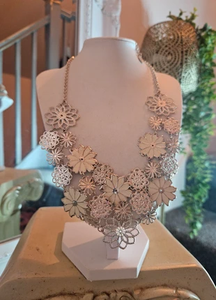 Beautiful silver-tone statement necklace featuring a cluster of intricate floral designs, brand: CHIC, condition: Very good, £2.75, £3.59 includes Buyer Protection