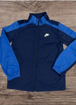 Veste Nike XL enfant (158-170 cm ) soit 13/15 Ans, marque: Nike, état: Très bon état, taille: 14 ans / 164 cm, 13,00 €, 14,35 € Protection acheteurs incluse