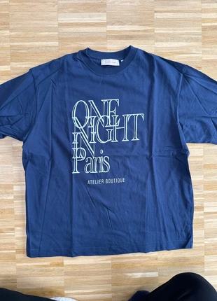 Tshirt Atelier Boutique, marque: Atelier, état: Très bon état, taille: L, 10,00 €, 11,20 € Protection acheteurs incluse