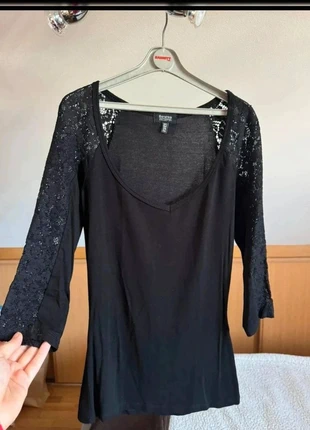 Blouse noire et dentelle taille 34 - XS Bershka, brand: Bershka, condition: Very good, size: XS / 34 / 6, €4.00, €4.90 includes Buyer Protection