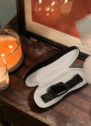 Apple Watch Series 6 with metal bracelet in black, marca: Apple, estado: Muy bueno, tamaño: 43–46 mm, 95,00 €, 100,45 € Protección al comprador incluida