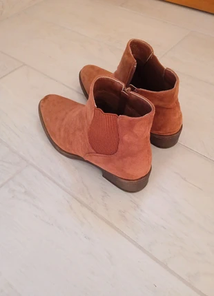 Bottines souple Camel petit talon, marca: CHC-Shoes, estado: Bom, tamanho: 40, €8.00, €9.10 inclui Proteção do Comprador