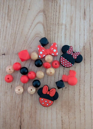 Perles silicone style Minnie, état: Très bon état, 5,00 €, 5,95 € Protection acheteurs incluse