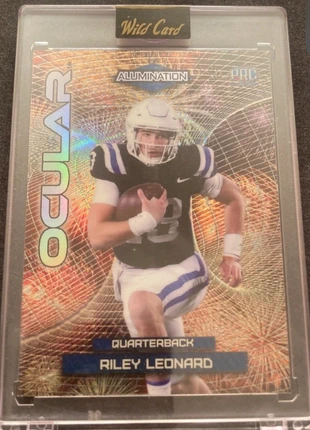 Riley Leonard Alumination 2023, marque: NFL, état: Très bon état, 10,00 €, 11,20 € Protection acheteurs incluse