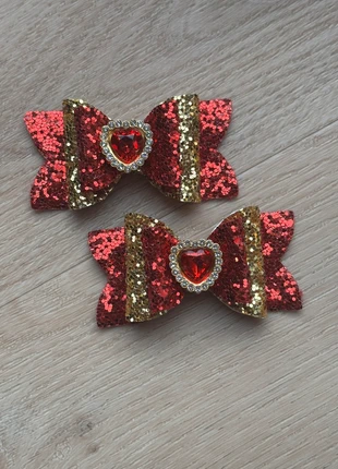 Haarstrikken goud&rood, brand: NO LABEL, condizioni: Nuovo con cartellino, €1.99, €2.79 include la Protezione acquisti Pro