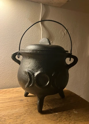 Triple Goddess Cauldron, brand: Witch, condition: New with tags, £25.00, £26.95 includes Buyer Protection