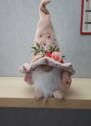 gnome cp rose poudré, merk: coussins et co, staat: Nieuw met prijskaartje, € 14,00, € 15,40 inclusief Kopersbescherming Pro