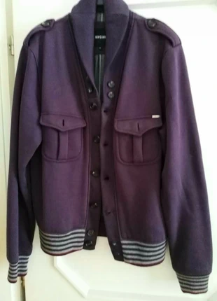 Giacca maglia cardigan pullover uomo XL viola e grigio con tasche e bottoni 65% cotone, marke: New Boy, zustand: Neu, größe: XL, 29,00 €, 31,15 € inklusive Vinted-Käuferschutz