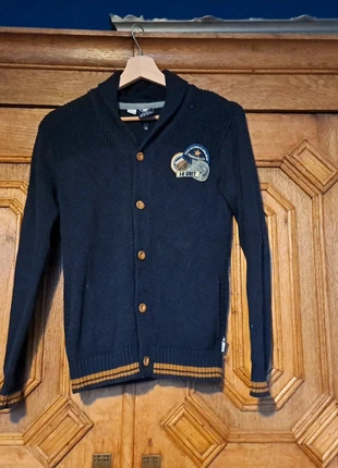 Jongensvest van LCEE, merk: LCEE, staat: Heel goed, maat: 12 jaar / 152 cm, € 4,00, € 4,90 inclusief Kopersbescherming