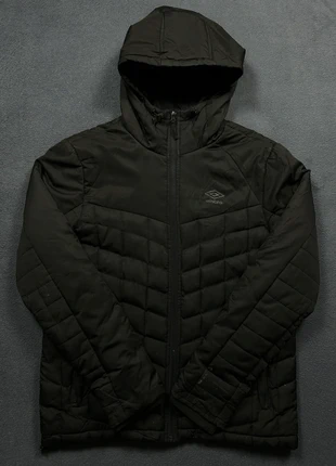 Doudoune umbro noir logo imprimé noir, marque: Umbro, état: Très bon état, taille: M, 25,00 €, 26,95 € Protection acheteurs incluse