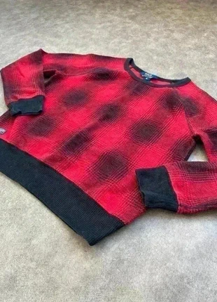 Pull Ralph lauren couleur rouge noir taille XS, marque: Ralph Lauren, état: Très bon état, taille: XS / 34 / 6, 30,00 €, 32,20 € Protection acheteurs incluse