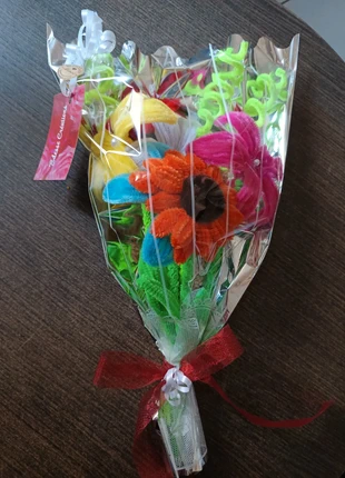 Bouquet de fleurs en fils chenilles, brand: edesse Créations, condition: Very good, €10.00, €11.20 includes Buyer Protection Pro