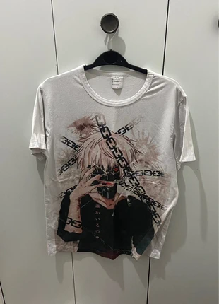T-shirt kaneki tokyo ghoul L, marque: Tokyo Ghoul, état: Très bon état, taille: L / 40 / 12, 2,00 €, 2,80 € Protection acheteurs incluse