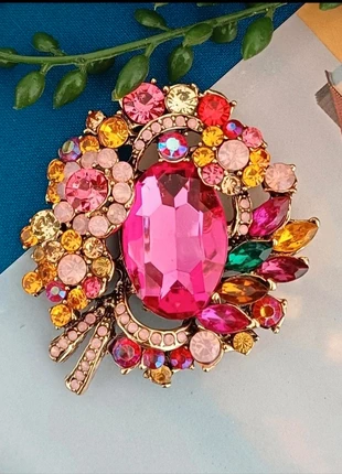 Broche en forme de fleur multicolores, marque: Vintage Chic, état: Très bon état, 5,00 €, 5,95 € Protection acheteurs incluse