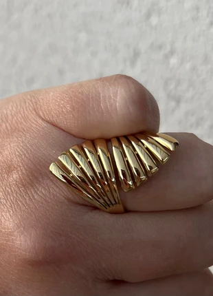 Bague en acier inoxydable 304 forme irrégulière ajustable, marke: Labouderie, zustand: Sehr gut, größe: Größenverstellbar, 8,00 €, 9,10 € beinhaltet Vinted-Käuferschutz Pro