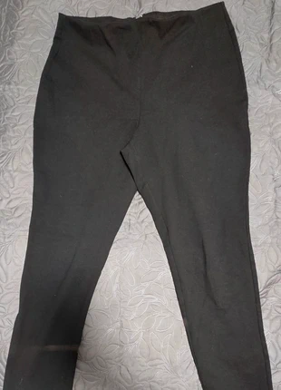 Schwarze Hose, condizioni: Ottime, taglia: XL / IT 46 / EU 42, €6.00, €7.00 include la Protezione acquisti