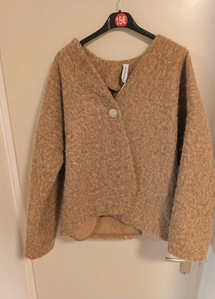 Cardigan femme, marke: New Collection, zustand: Neu, mit Etikett, größe: Einheitsgröße, 14,00 €, 15,40 € inklusive Vinted-Käuferschutz