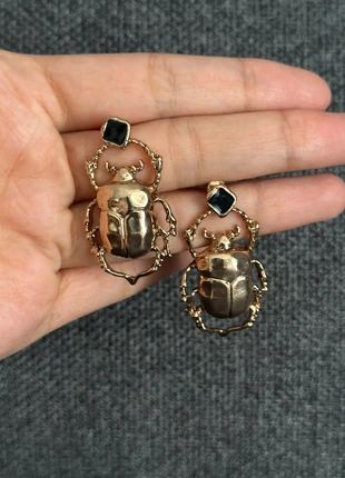 Zara gouden oorbellen, merk: Zara, staat: Nieuw zonder prijskaartje, € 15,00, € 16,45 inclusief Kopersbescherming