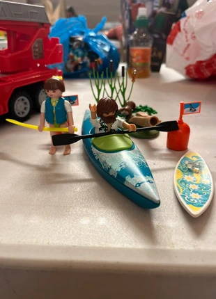 Lot canoë Kawak playmobil, merk: Playmobil, staat: Heel goed, maat: 5 jaar / 110 cm, € 8,00, € 9,10 inclusief Kopersbescherming