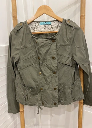 Veste kaki, marca: Cache Cache, estado: Muito bom, tamanho: S / 36 / 8, €5.00, €5.95 inclui Proteção do Comprador