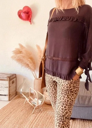 Blouse prune à volants MANGO – Taille M, marca: Mango, estado: Muito bom, tamanho: M / 38 / 10, €12.00, €13.30 inclui Proteção do Comprador