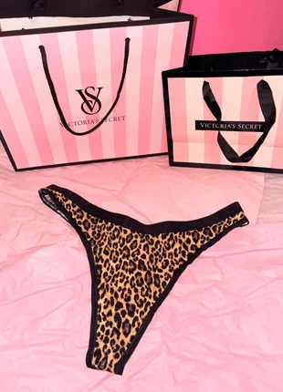 slip animalier leopardato tanga Victorias Secret, marque: Victoria's Secret, état: Neuf avec étiquette, taille: S / 36 / 8, 14,00 €, 15,40 € Protection acheteurs incluse