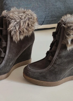 Botines talla 35 Guess, marca: GUESS, estado: Bueno, tamaño: 35, 18,00 €, 19,60 € Protección al comprador incluida