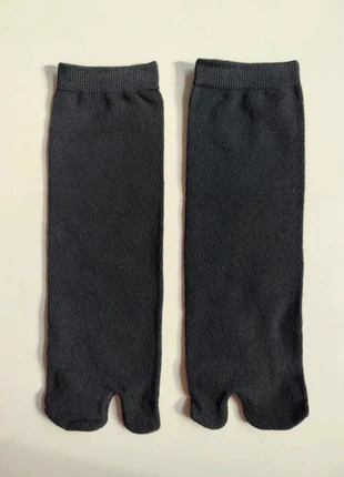 Chaussettes tabi couleur noire, marque: Japon, état: Neuf sans étiquette, taille: Taille unique, 5,00 €, 5,95 € Protection acheteurs incluse