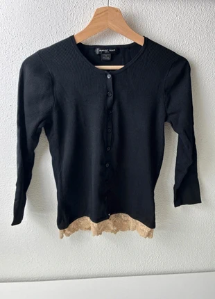 August Silk Strick-Cardigan Schwarz mit Spitze – Femininer Klassiker, marke: August Silk, zustand: Sehr gut, größe: S / 36 / 8, 15,00 €, 16,45 € inklusive Vinted-Käuferschutz