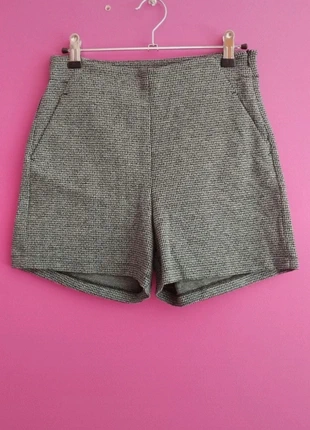 Short terranova xs 2, marque: Terranova, état: Très bon état, taille: XS / 34 / 6, 12,00 €, 13,30 € Protection acheteurs incluse