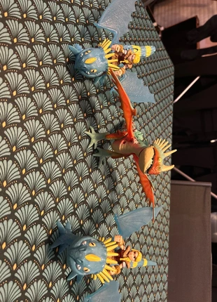 Dragons, merk: Dragon, staat: Heel goed, maat: Universeel, € 13,00, € 14,35 inclusief Kopersbescherming