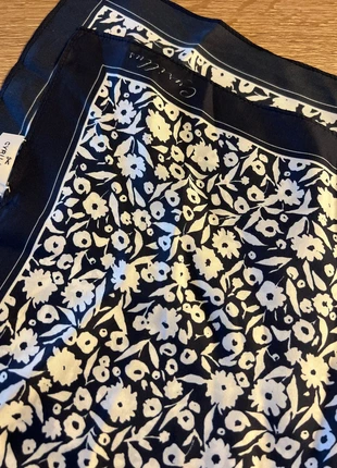 Carré de satin et soie, marca: Cyrillus, estado: Muito bom, €11.00, €12.25 inclui Proteção do Comprador