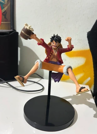 Action figure di monkey D rufy versione wanokuni, merk: OnePiece, staat: Heel goed, maat: Universeel, € 11,00, € 12,25 inclusief Kopersbescherming