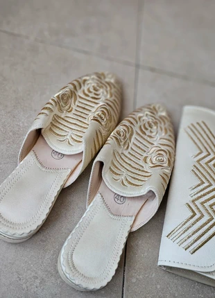 Dames marokkanse schoenen bijhorende tas, staat: Nieuw zonder prijskaartje, maat: 40, € 25,00, € 26,95 inclusief Kopersbescherming
