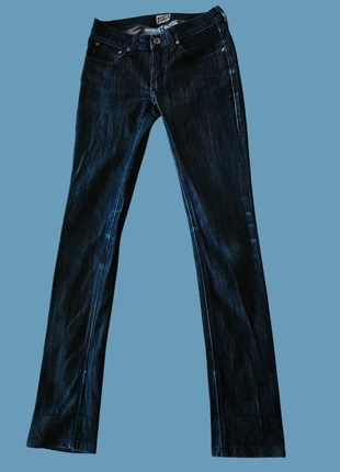 Naked & Famous jeans, merk: Naked & Famous Denim, staat: Heel goed, maat: S / 36 / 8, € 22,00, € 23,80 inclusief Kopersbescherming Pro