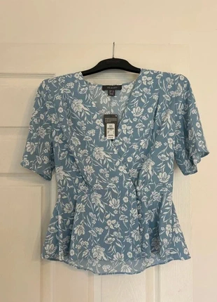 Brand New Powder Blue & White Short Sleeved Blouse, brand: Primark, condizioni: Buone, taglia: M / IT 42 / EU 38, €6.98, €8.03 include la Protezione acquisti