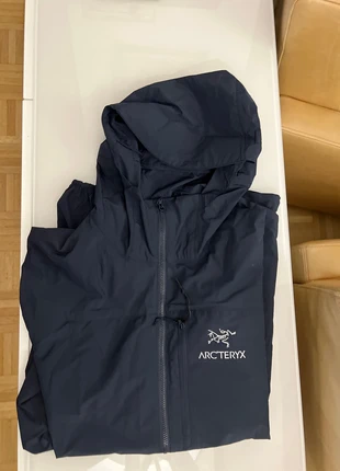 Squamish Hoody Arcteryx Veste Imperméable Coupe Vent en nylon Bleu Navy, brand: Arc'teryx, condition: Very good, size: M, €108.50, €114.63 includes Buyer Protection
