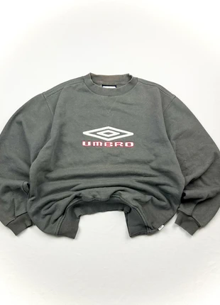 Pull col rond gris foncé Umbro vintage logo centrale brodé - Taille S - Bon état, marque: Umbro, état: Bon état, taille: S, 29,90 €, 32,10 € Protection acheteurs incluse