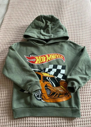 Sweat 5-6 ans, marque: Primark, état: Très bon état, taille: 6 ans / 116 cm, 2,00 €, 2,80 € Protection acheteurs incluse