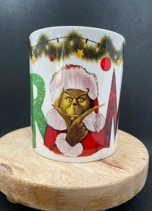 💚 Mug Le Grinch - Ajoute une touche d'humour grincheux à ton hiver, marque: Hoaana sublimation, état: Très bon état, 8,00 €, 9,10 € Protection acheteurs (Pro) incluse