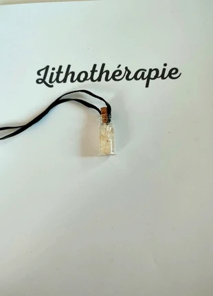 Lithothérapie : pendentif bouteille en verre avec cristal de roche, marca: Fabrication Artisanale, estado: Muito bom, €2.50, €3.33 inclui Proteção do Comprador