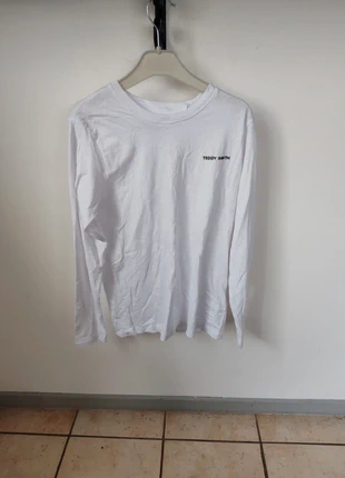 Sweatshirt Garçon Teddy Smith taille 12 ans, marque: Teddy Smith, état: Neuf sans étiquette, taille: 12 ans / 152 cm, 4,00 €, 4,90 € Protection acheteurs incluse