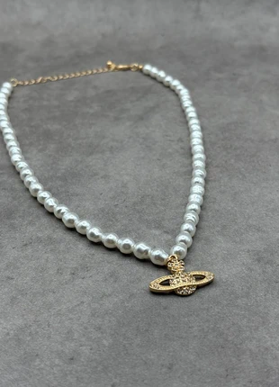 Collier Y2K, Vintage or en acier inoxydable et perle à pendentif croix Saturne, planète  - Vintage, marque: Aesthetic, état: Très bon état, 12,00 €, 13,30 € Protection acheteurs (Pro) incluse