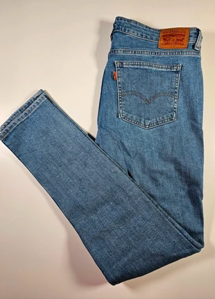 Jean Levi's Femme Bleu Délavé – Coupe Droite Iconique, Étiquette Orange & État Parfait taille 42, marque: Levi's, état: Très bon état, taille: XL / 42 / 14, 24,90 €, 26,85 € Protection acheteurs (Pro) incluse