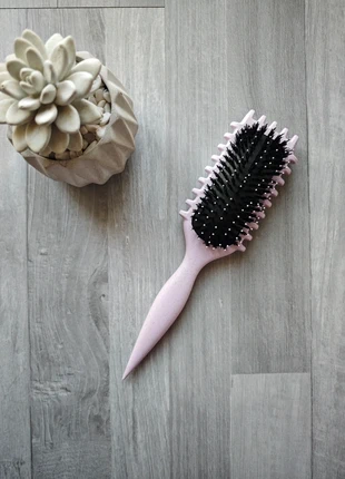 🤩 LA brosse virale démêlante et sculptante ! 🌀 Pour des boucles ultra définies !, merk: Boutique indépendante, staat: Nieuw met prijskaartje, € 10,90, € 12,15 inclusief Kopersbescherming